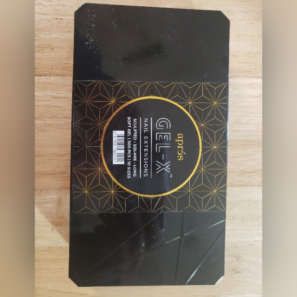 Apres Gel-X long sculpted square full cover tips